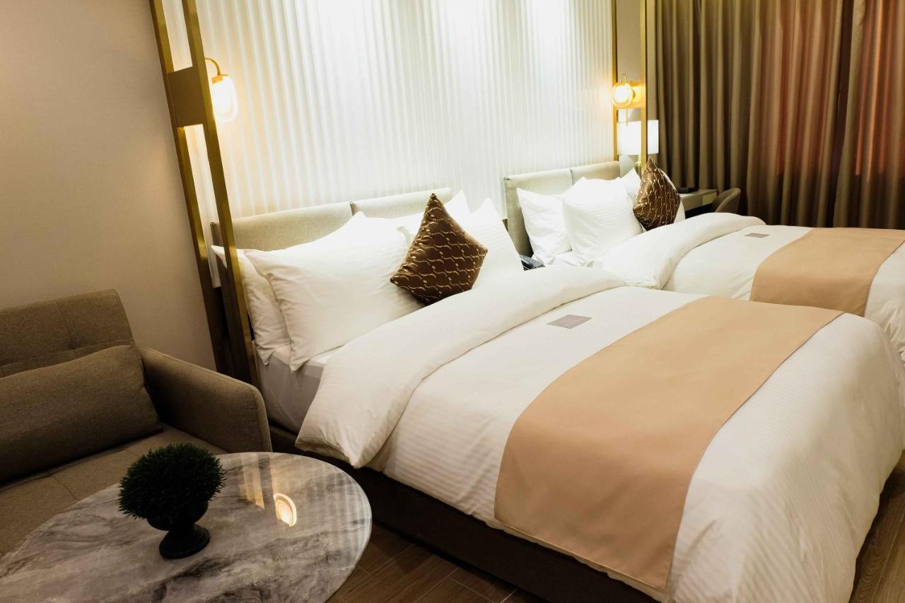 Uma Hotel And Residences Naga  Exterior foto