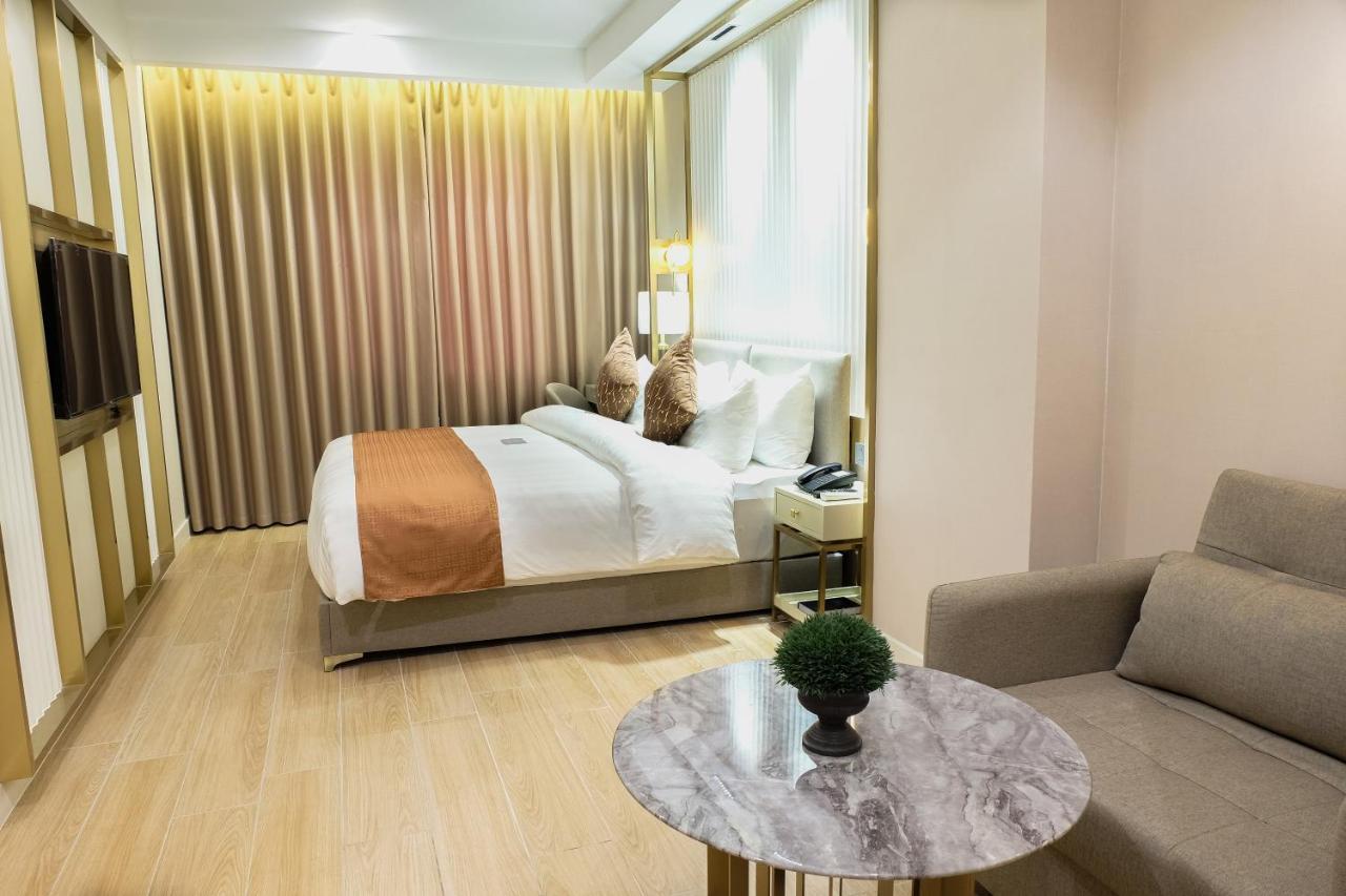 Uma Hotel And Residences Naga  Exterior foto