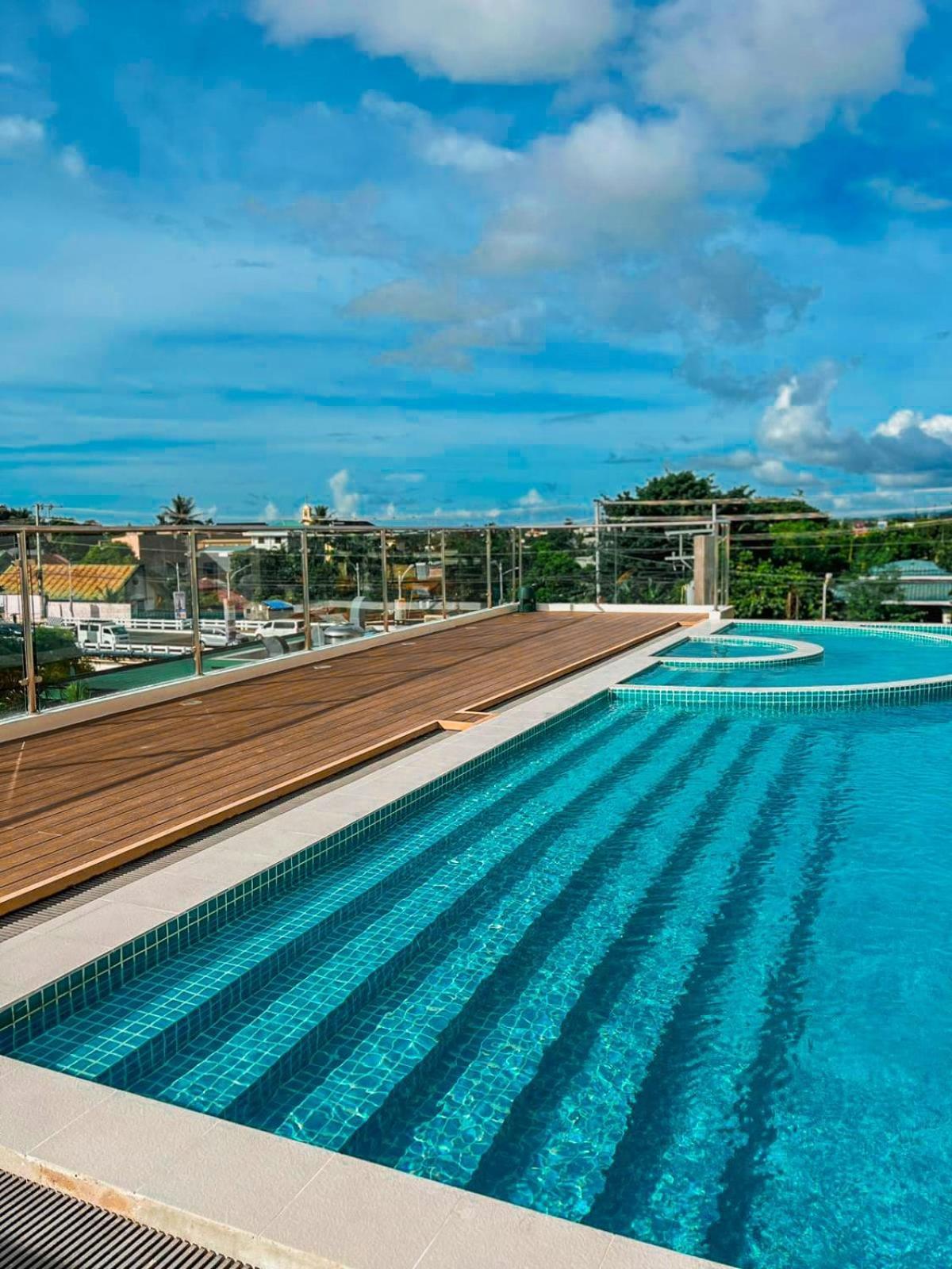 Uma Hotel And Residences Naga  Exterior foto